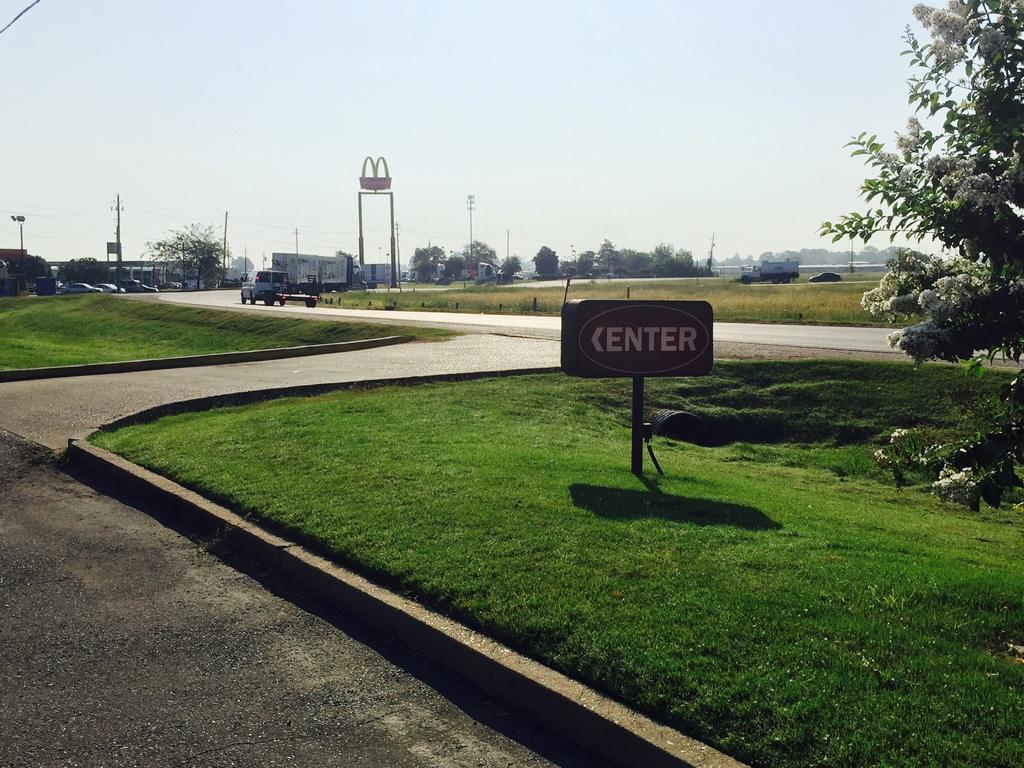 Deluxe Inn West Memphis Ngoại thất bức ảnh